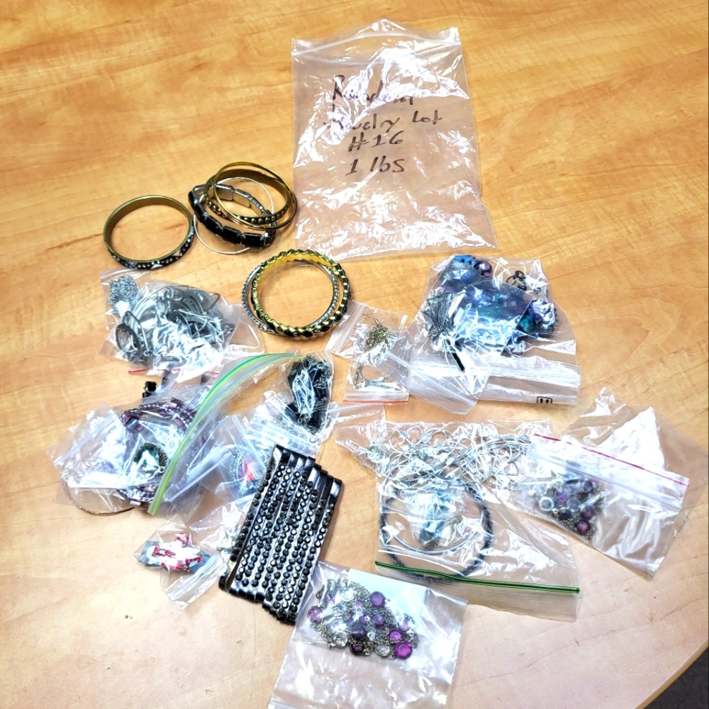 Random Jewelry Lot #16